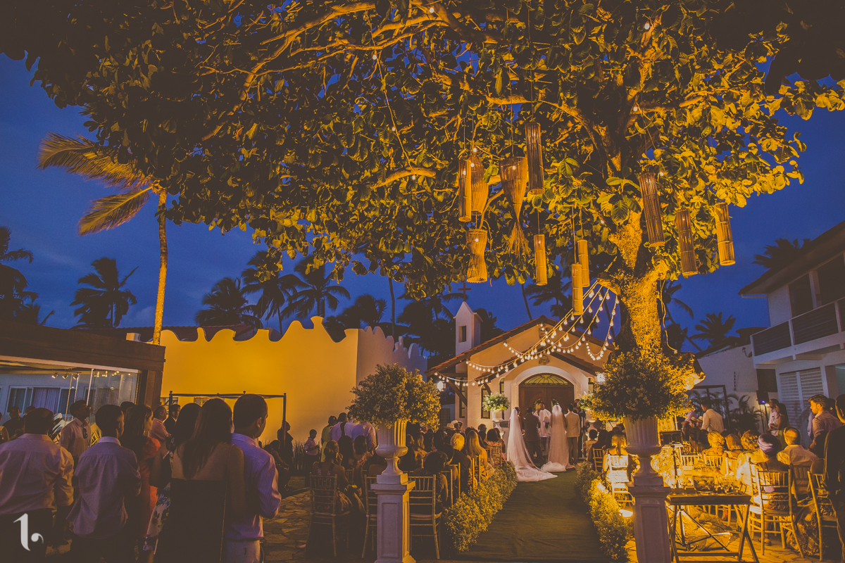making of noiva, vestido de noiva, maquiagem casamento, casamento na bahia, buquê de noiva, raoni libório, noiva nova, noivos, casamento na praia, wedding brazil, umpontodoisimagem