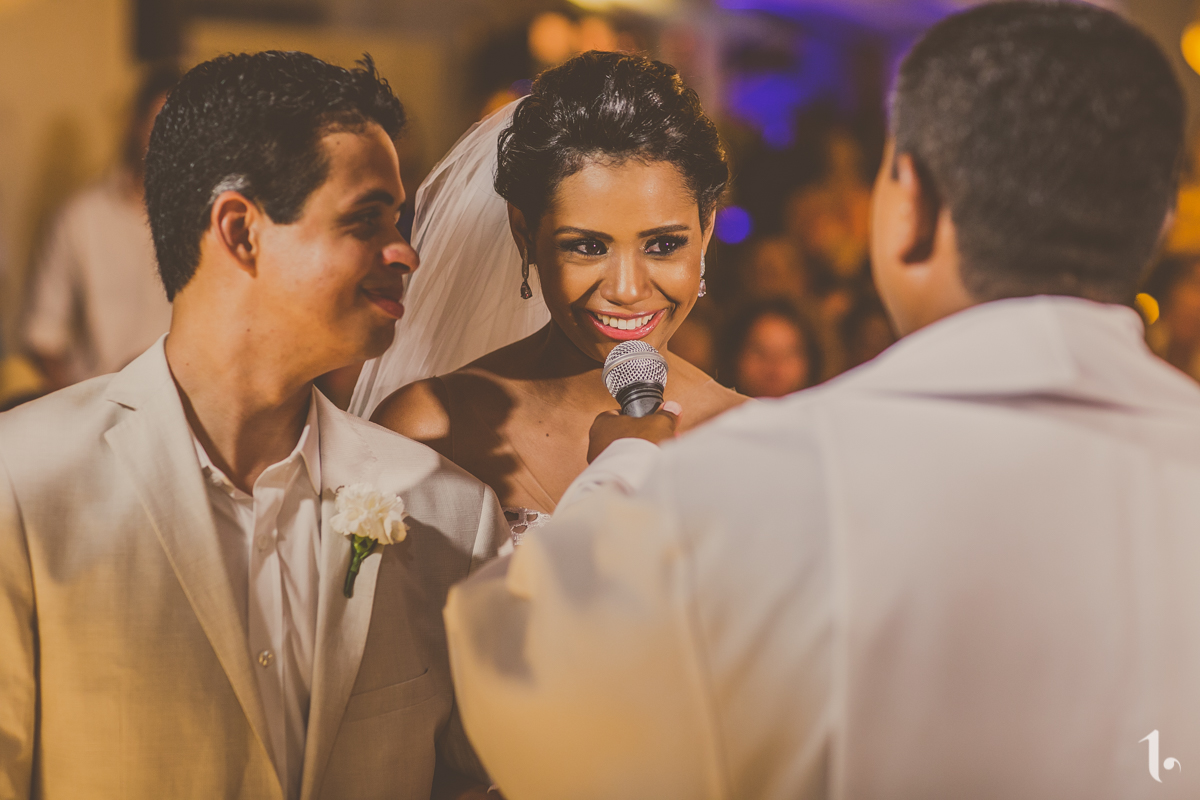 making of noiva, vestido de noiva, maquiagem casamento, casamento na bahia, buquê de noiva, raoni libório, noiva nova, noivos, casamento na praia, wedding brazil, umpontodoisimagem