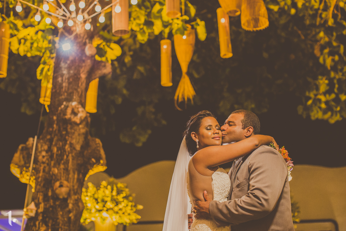 making of noiva, vestido de noiva, maquiagem casamento, casamento na bahia, buquê de noiva, raoni libório, noiva nova, noivos, casamento na praia, wedding brazil, umpontodoisimagem