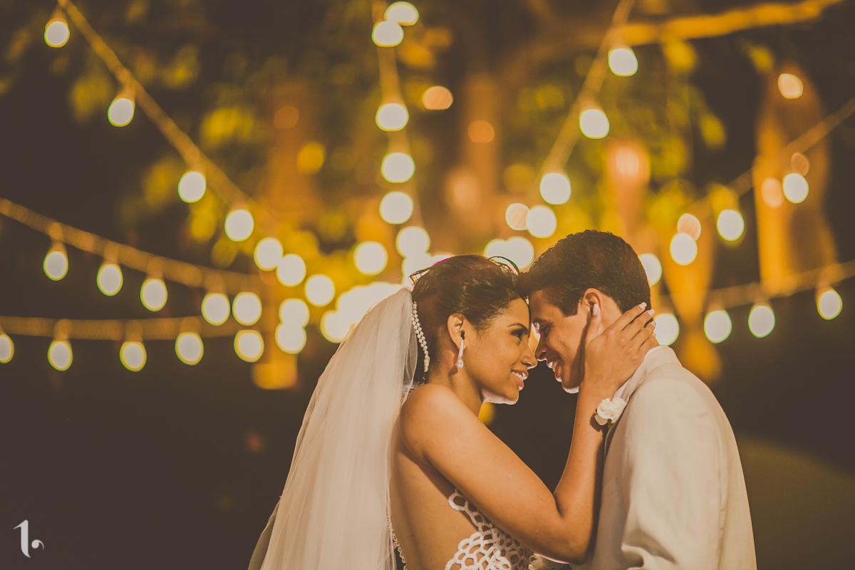making of noiva, vestido de noiva, maquiagem casamento, casamento na bahia, buquê de noiva, raoni libório, noiva nova, noivos, casamento na praia, wedding brazil, umpontodoisimagem
