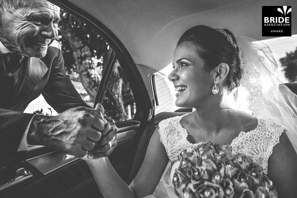 making of noiva, vestido de noiva, maquiagem casamento, casamento na bahia, buquê de noiva, raoni libório, noiva nova, noivos, casamento na praia, wedding brazil, umpontodoisimagem