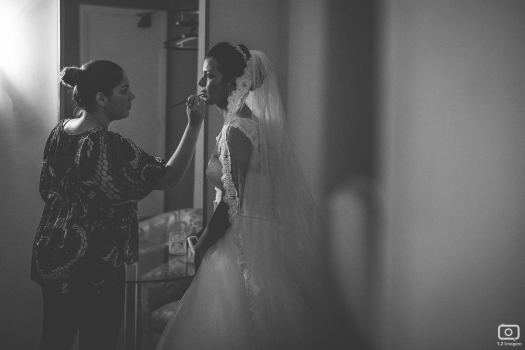 making of noiva, vestido de noiva, maquiagem casamento, casamento na bahia, buquê de noiva, raoni libório, noiva nova, noivos, casamento na praia, wedding brazil, umpontodoisimagem