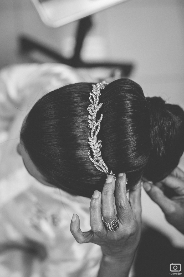 making of noiva, vestido de noiva, maquiagem casamento, casamento na bahia, buquê de noiva, raoni libório, noiva nova, noivos, casamento na praia, wedding brazil, umpontodoisimagem