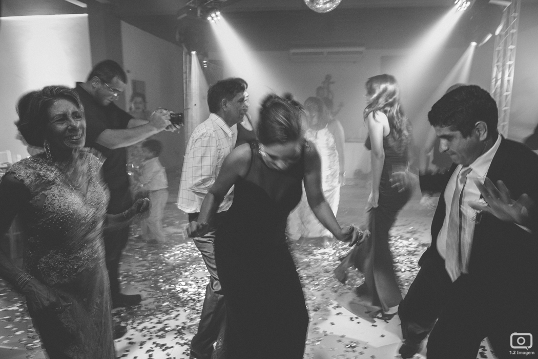 making of noiva, vestido de noiva, maquiagem casamento, casamento na bahia, buquê de noiva, raoni libório, noiva nova, noivos, casamento na praia, wedding brazil, umpontodoisimagem