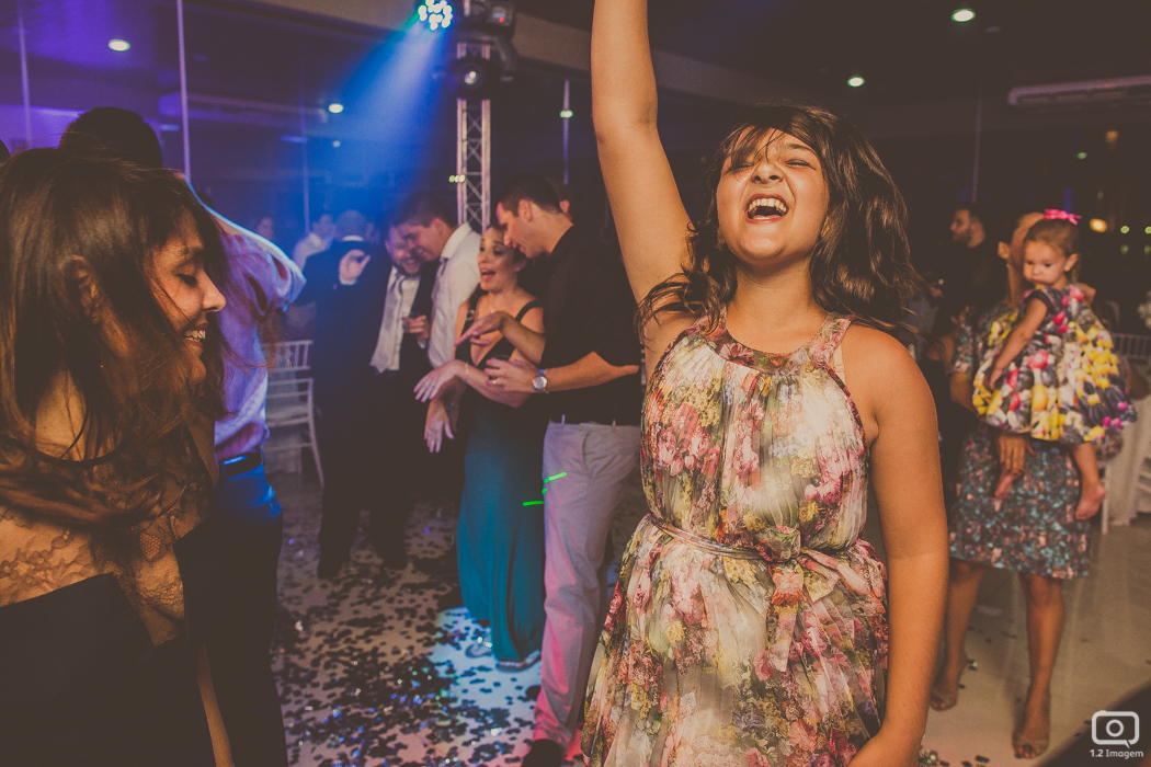 making of noiva, vestido de noiva, maquiagem casamento, casamento na bahia, buquê de noiva, raoni libório, noiva nova, noivos, casamento na praia, wedding brazil, umpontodoisimagem