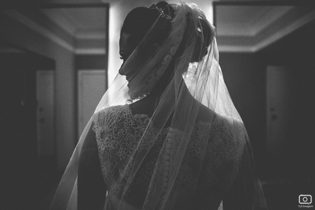 making of noiva, vestido de noiva, maquiagem casamento, casamento na bahia, buquê de noiva, raoni libório, noiva nova, noivos, casamento na praia, wedding brazil, umpontodoisimagem