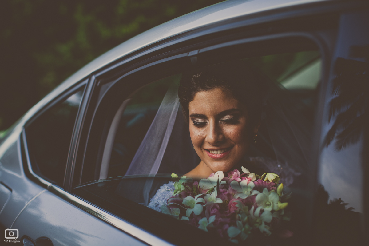 making of noiva, vestido de noiva, maquiagem casamento, casamento na bahia, buquê de noiva, raoni libório, noiva nova, noivos, casamento na praia, wedding brazil, umpontodoisimagem