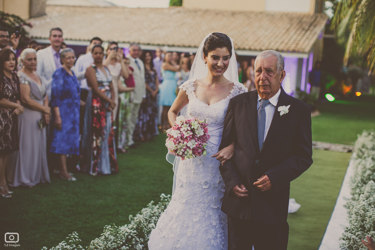 making of noiva, vestido de noiva, maquiagem casamento, casamento na bahia, buquê de noiva, raoni libório, noiva nova, noivos, casamento na praia, wedding brazil, umpontodoisimagem