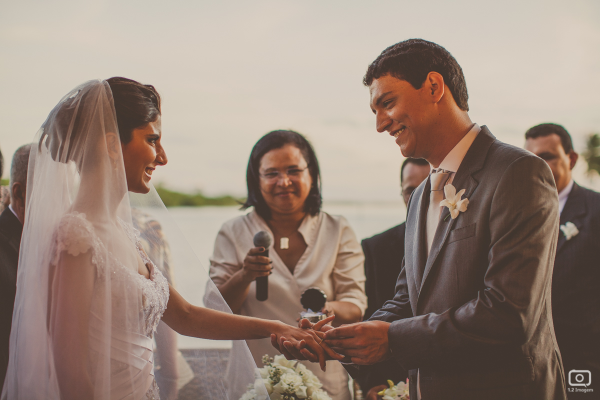 making of noiva, vestido de noiva, maquiagem casamento, casamento na bahia, buquê de noiva, raoni libório, noiva nova, noivos, casamento na praia, wedding brazil, umpontodoisimagem