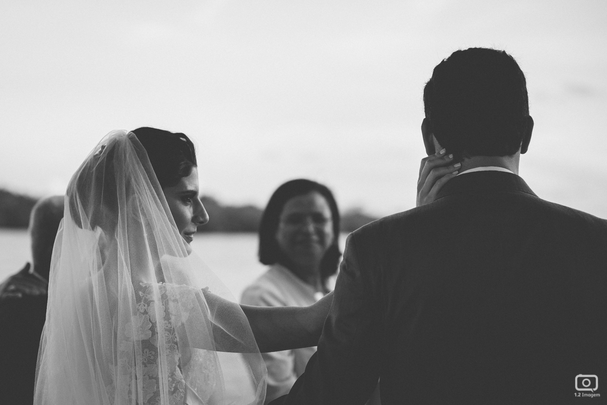 making of noiva, vestido de noiva, maquiagem casamento, casamento na bahia, buquê de noiva, raoni libório, noiva nova, noivos, casamento na praia, wedding brazil, umpontodoisimagem