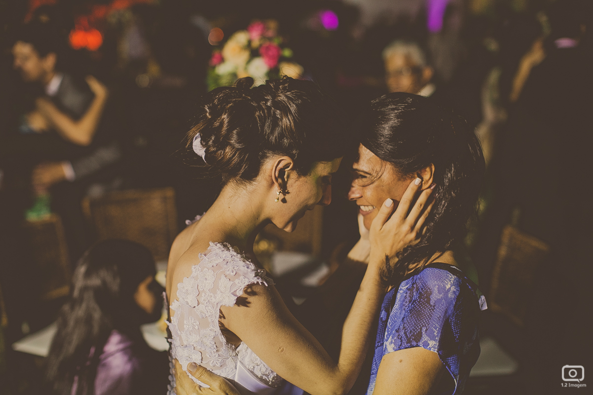 making of noiva, vestido de noiva, maquiagem casamento, casamento na bahia, buquê de noiva, raoni libório, noiva nova, noivos, casamento na praia, wedding brazil, umpontodoisimagem