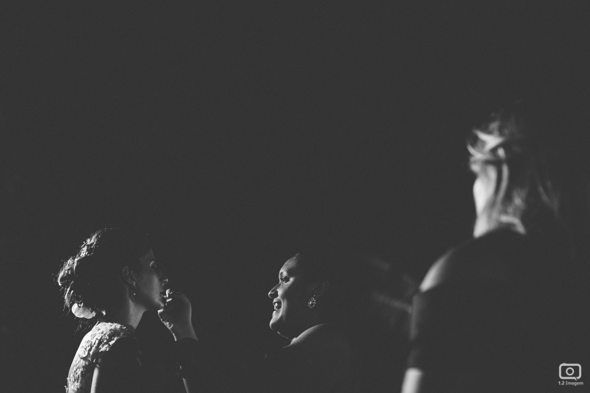 making of noiva, vestido de noiva, maquiagem casamento, casamento na bahia, buquê de noiva, raoni libório, noiva nova, noivos, casamento na praia, wedding brazil, umpontodoisimagem