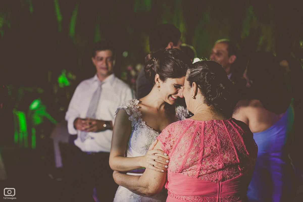 making of noiva, vestido de noiva, maquiagem casamento, casamento na bahia, buquê de noiva, raoni libório, noiva nova, noivos, casamento na praia, wedding brazil, umpontodoisimagem