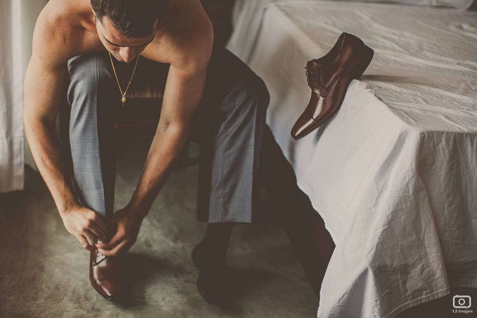 making of noiva, vestido de noiva, maquiagem casamento, casamento na bahia, buquê de noiva, raoni libório, noiva nova, noivos, casamento na praia, wedding brazil, umpontodoisimagem