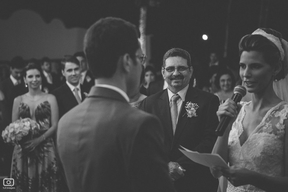 making of noiva, vestido de noiva, maquiagem casamento, casamento na bahia, buquê de noiva, raoni libório, noiva nova, noivos, casamento na praia, wedding brazil, umpontodoisimagem