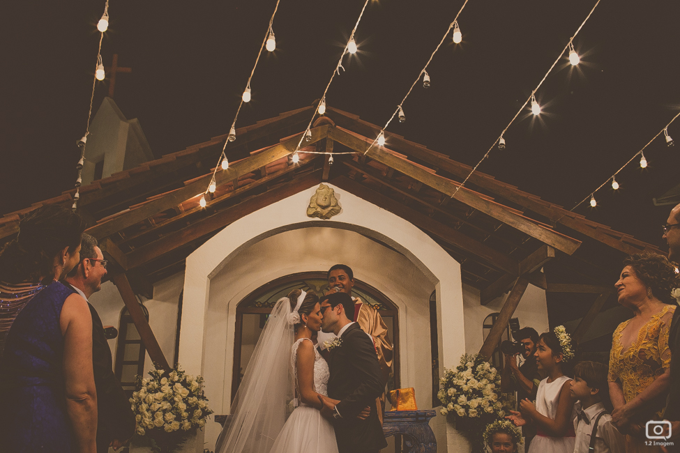 making of noiva, vestido de noiva, maquiagem casamento, casamento na bahia, buquê de noiva, raoni libório, noiva nova, noivos, casamento na praia, wedding brazil, umpontodoisimagem