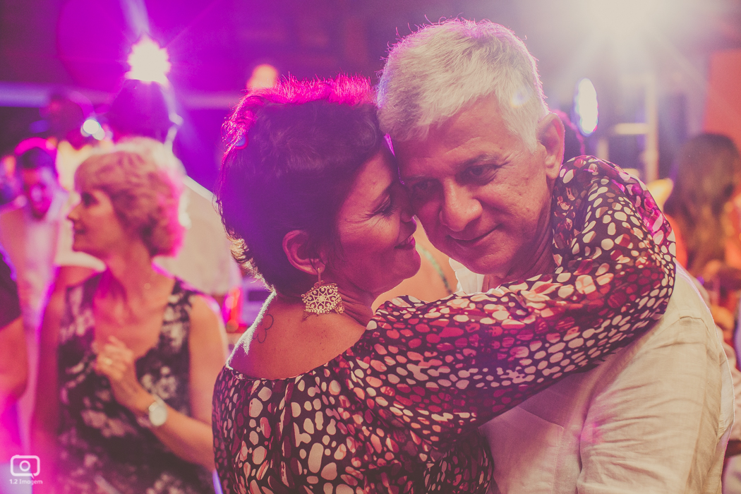 Making of, noiva, vestido, make, maquiagem casamento, casamento, wedding, wed, wed day, bride, universo da noiva, noiva nova, noivos, praia do forte, bahia, praia, casamento na praia, wedding brazil, Rivalda Carvalho, Pousada Refúgio da Vila, Igreja São F