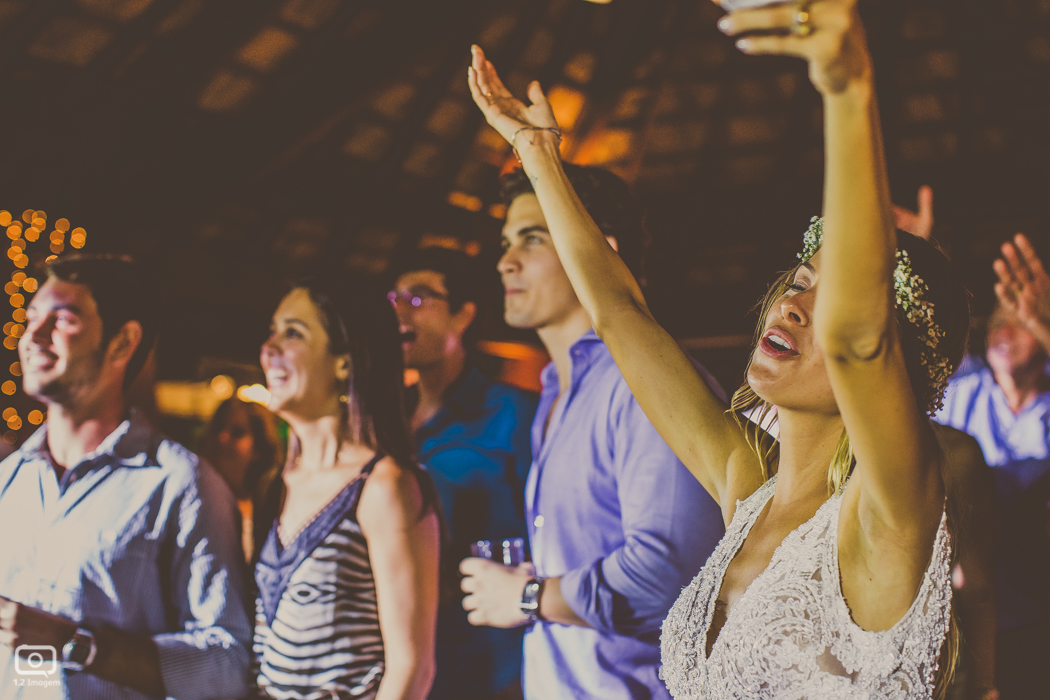 Making of, noiva, vestido, make, maquiagem casamento, casamento, wedding, wed, wed day, bride, universo da noiva, noiva nova, noivos, praia do forte, bahia, praia, casamento na praia, wedding brazil, Rivalda Carvalho, Pousada Refúgio da Vila, Igreja São F