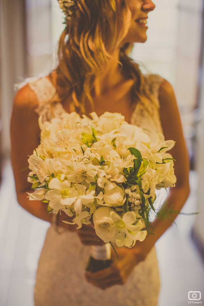 Making of, noiva, vestido, make, maquiagem casamento, casamento, wedding, wed, wed day, bride, universo da noiva, noiva nova, noivos, praia do forte, bahia, praia, casamento na praia, wedding brazil, Rivalda Carvalho, Pousada Refúgio da Vila, Igreja São F