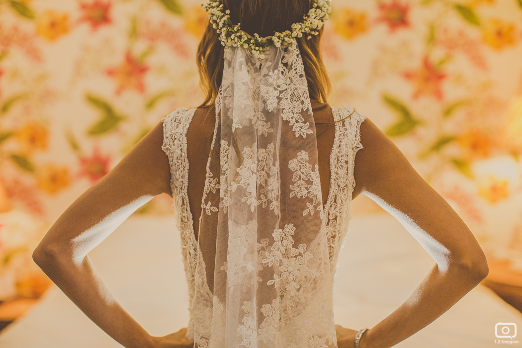 Making of, noiva, vestido, make, maquiagem casamento, casamento, wedding, wed, wed day, bride, universo da noiva, noiva nova, noivos, praia do forte, bahia, praia, casamento na praia, wedding brazil, Rivalda Carvalho, Pousada Refúgio da Vila, Igreja São F