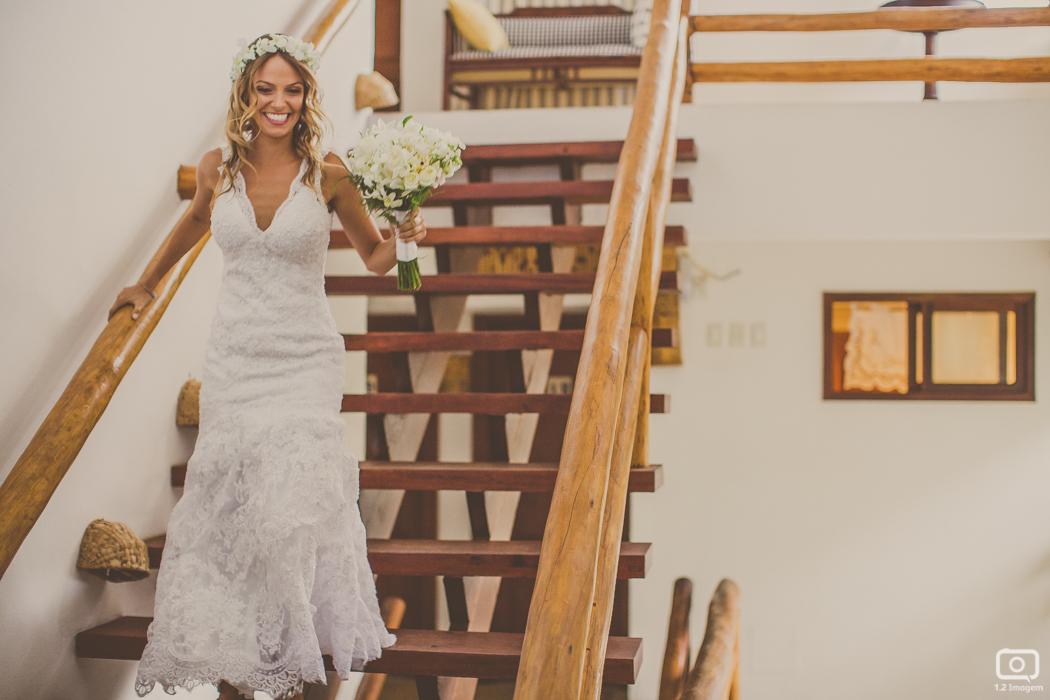 Making of, noiva, vestido, make, maquiagem casamento, casamento, wedding, wed, wed day, bride, universo da noiva, noiva nova, noivos, praia do forte, bahia, praia, casamento na praia, wedding brazil, Rivalda Carvalho, Pousada Refúgio da Vila, Igreja São F