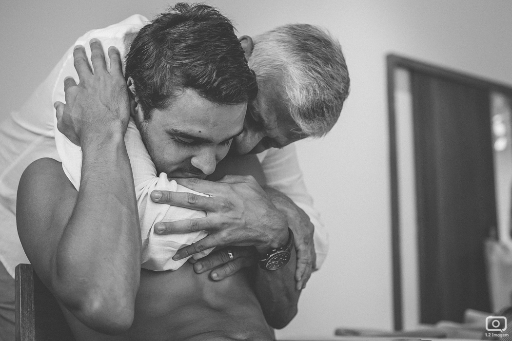 Making of, noiva, vestido, make, maquiagem casamento, casamento, wedding, wed, wed day, bride, universo da noiva, noiva nova, noivos, praia do forte, bahia, praia, casamento na praia, wedding brazil, Rivalda Carvalho, Pousada Refúgio da Vila, Igreja São F