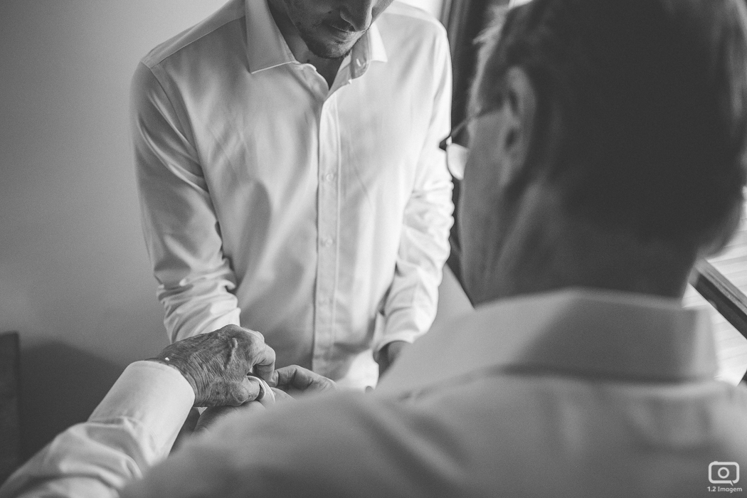 Making of, noiva, vestido, make, maquiagem casamento, casamento, wedding, wed, wed day, bride, universo da noiva, noiva nova, noivos, praia do forte, bahia, praia, casamento na praia, wedding brazil, Rivalda Carvalho, Pousada Refúgio da Vila, Igreja São F