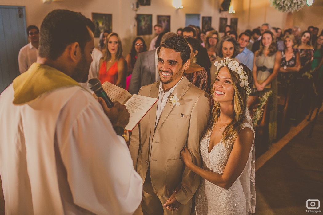Making of, noiva, vestido, make, maquiagem casamento, casamento, wedding, wed, wed day, bride, universo da noiva, noiva nova, noivos, praia do forte, bahia, praia, casamento na praia, wedding brazil, Rivalda Carvalho, Pousada Refúgio da Vila, Igreja São F
