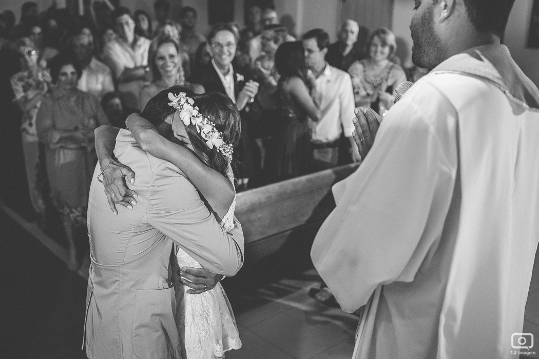 Making of, noiva, vestido, make, maquiagem casamento, casamento, wedding, wed, wed day, bride, universo da noiva, noiva nova, noivos, praia do forte, bahia, praia, casamento na praia, wedding brazil, Rivalda Carvalho, Pousada Refúgio da Vila, Igreja São F