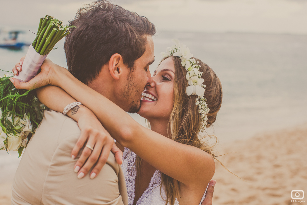 Making of, noiva, vestido, make, maquiagem casamento, casamento, wedding, wed, wed day, bride, universo da noiva, noiva nova, noivos, praia do forte, bahia, praia, casamento na praia, wedding brazil, Rivalda Carvalho, Pousada Refúgio da Vila, Igreja São F