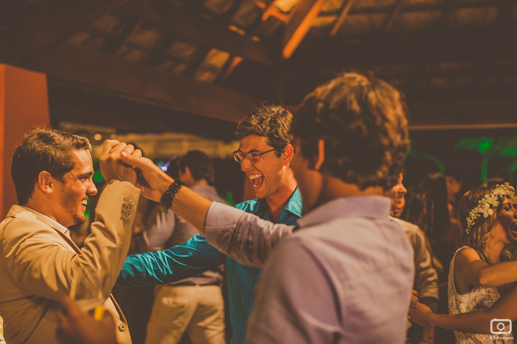 Making of, noiva, vestido, make, maquiagem casamento, casamento, wedding, wed, wed day, bride, universo da noiva, noiva nova, noivos, praia do forte, bahia, praia, casamento na praia, wedding brazil, Rivalda Carvalho, Pousada Refúgio da Vila, Igreja São F