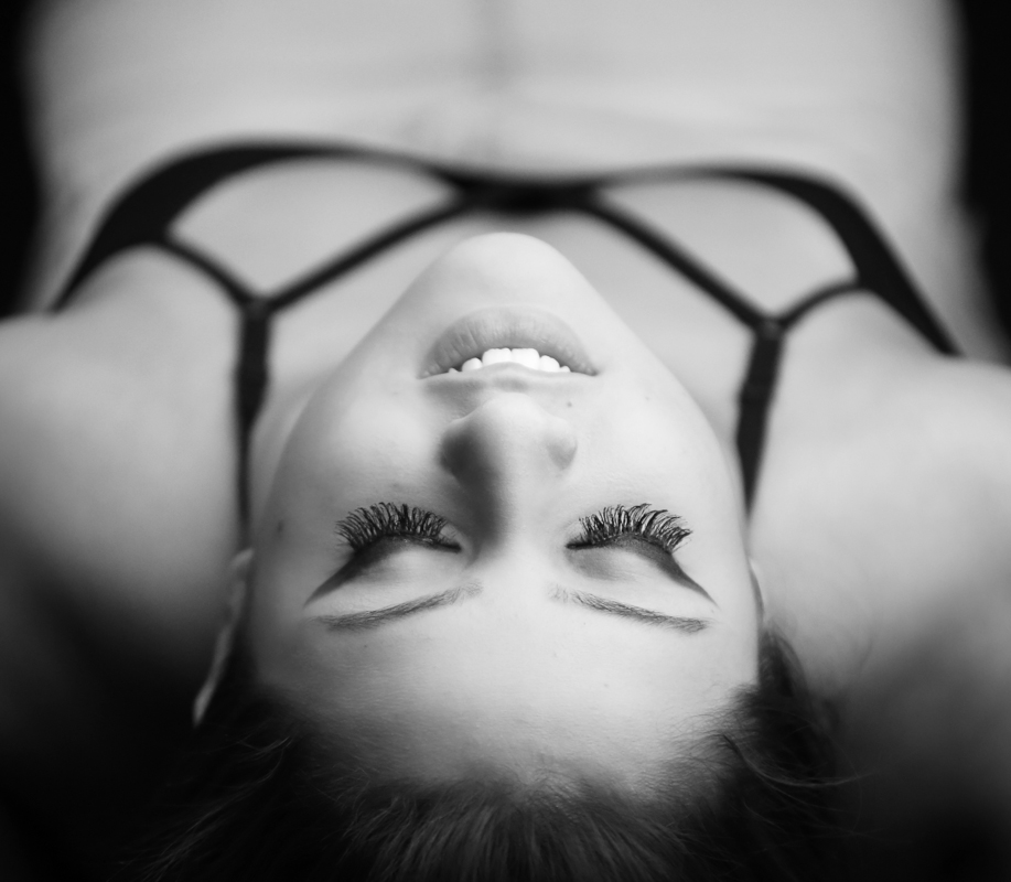 ensaio fotográfico, book, 15 anos, ensaio, grande hotel, barreiro, hotel rádio, araxá, linda, lindona, flor, book de 15 anos, maquiagem, produção, studio s, ricardo studio s, ricardo dias, studio s araxa, uberlândi