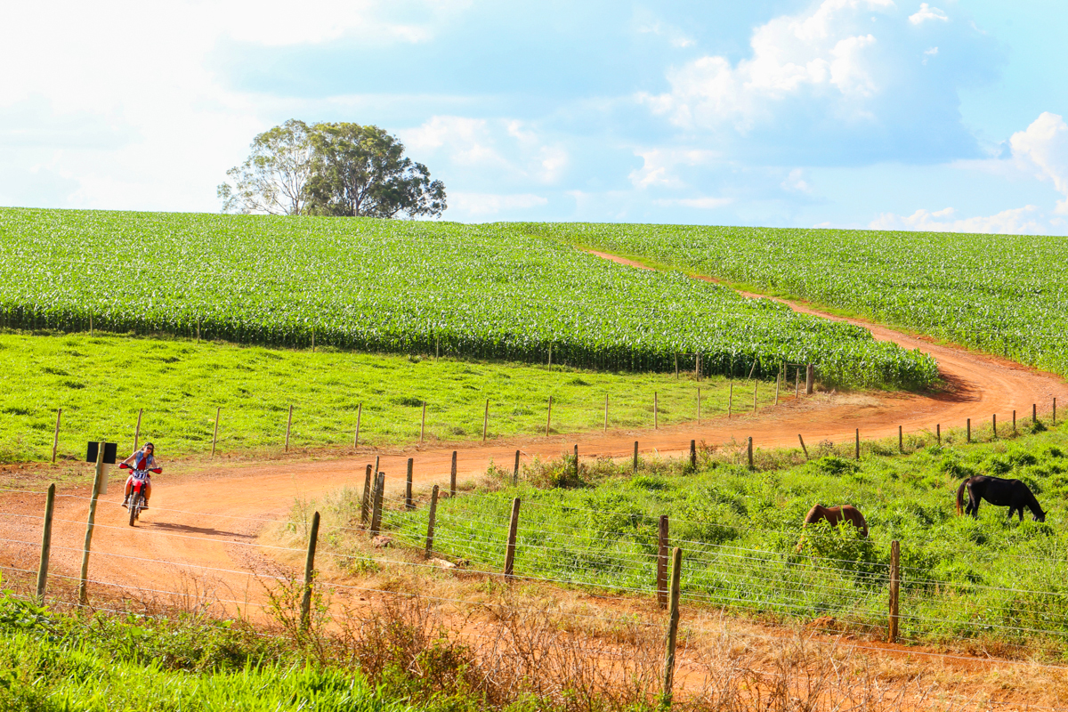 Studio S Araxa, Studio S Uberlandia, Studio S Fotografia, Ricardo Studio S, Ricardo Dias, Araxa. Uberlnadia, Book, 15 anos, Fifteen, sorriso, alegria, beleza, produção, maquiagem, grande hotel do barreiro, looks, Barreiro, lago, tarde de sol