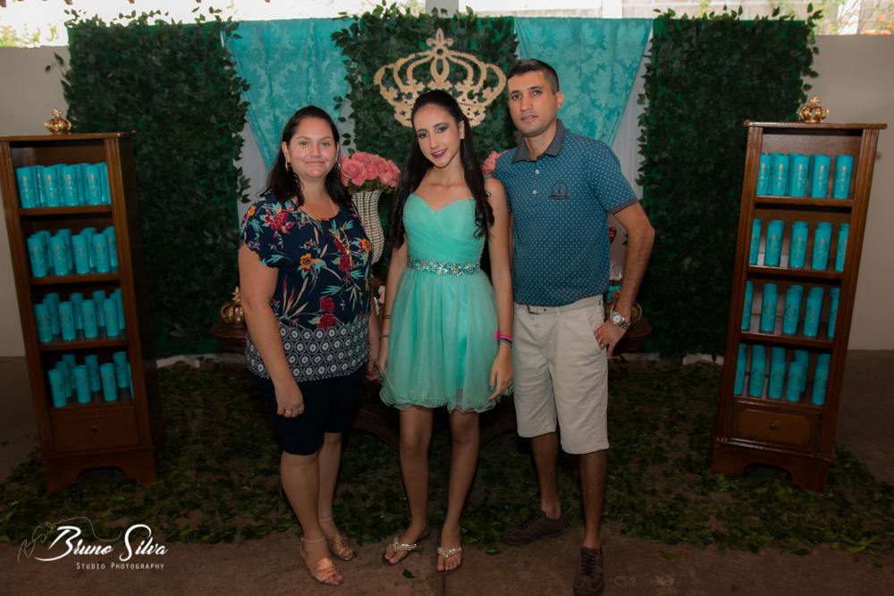 pais debutante