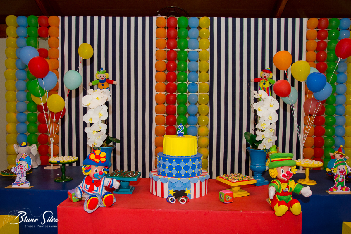 mesa do bolo infantil