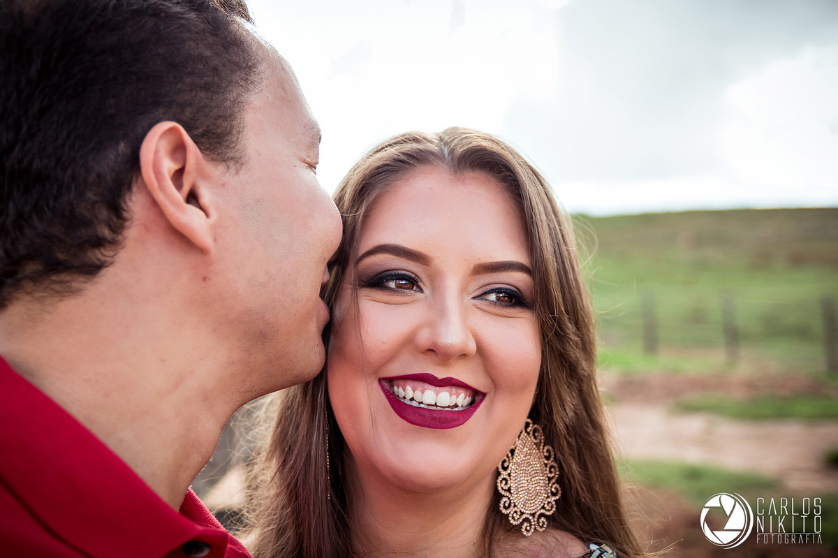 Ensaio pre casamento da Jessica e do Arthur realizado em Goiatuba Goiás fotografado por Carlos Nikito