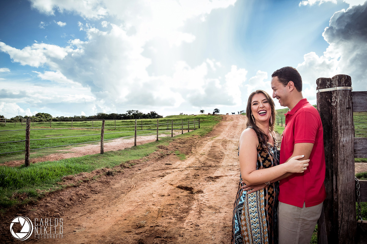 Ensaio pre casamento da Jessica e do Arthur realizado em Goiatuba Goiás fotografado por Carlos Nikito