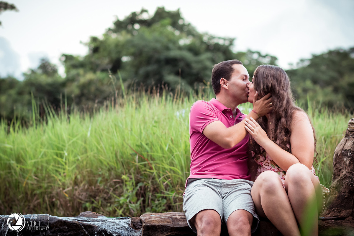 Ensaio pre casamento da Jessica e do Arthur realizado em Goiatuba Goiás fotografado por Carlos Nikito