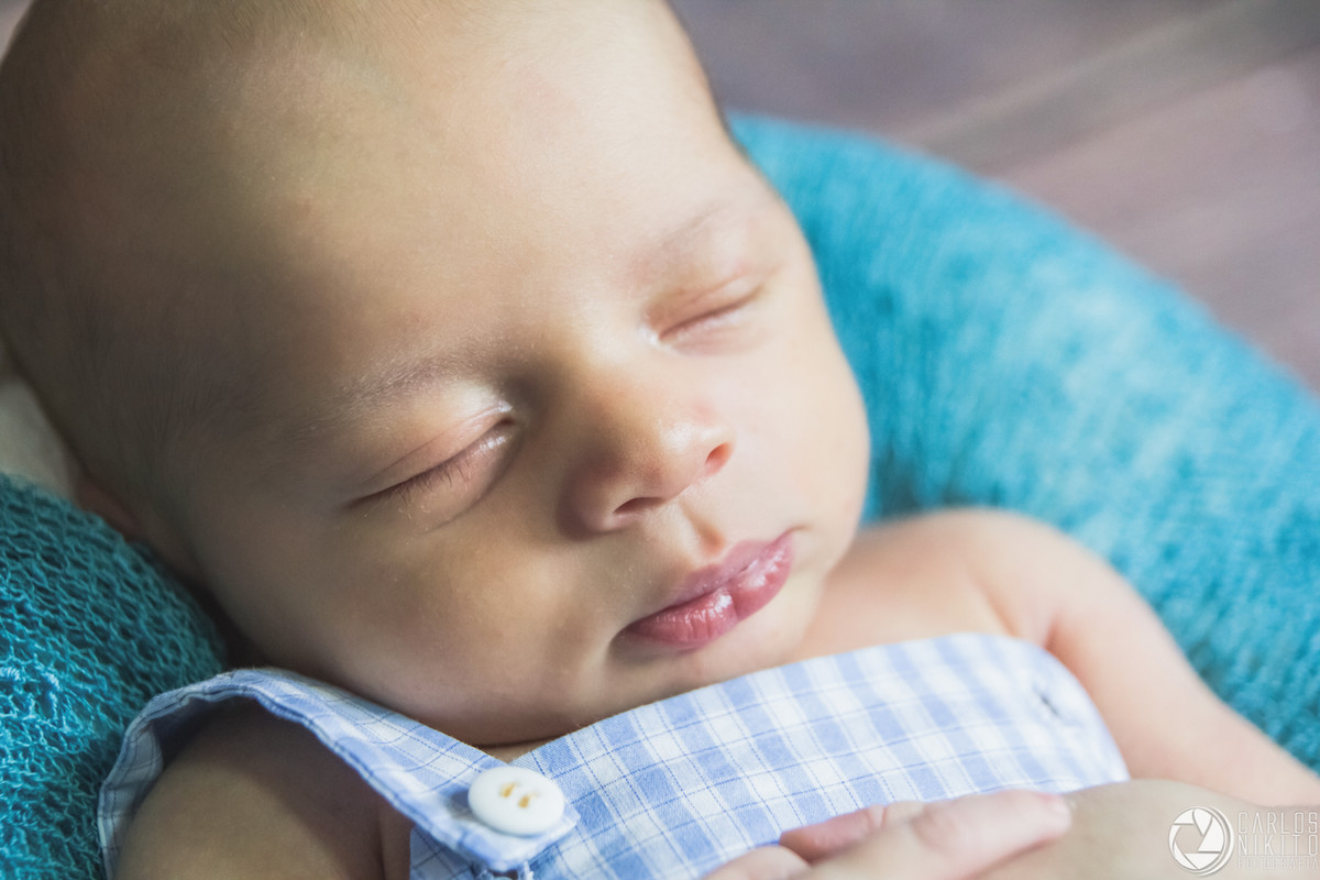 Newborn Felipe Gabriel realizado em Itumbiara Goiás fotografado por Carlos Nikito