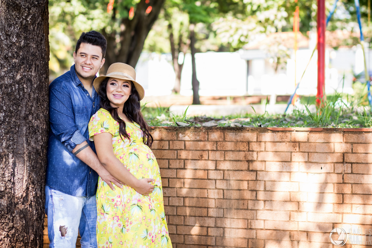 Ensaio gestante Thayne e Guilherme e parto da Antonella, fotografado por Carlos Nikito em Itumbiara Goias