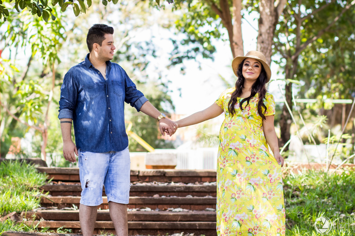 Ensaio gestante Thayne e Guilherme e parto da Antonella, fotografado por Carlos Nikito em Itumbiara Goias