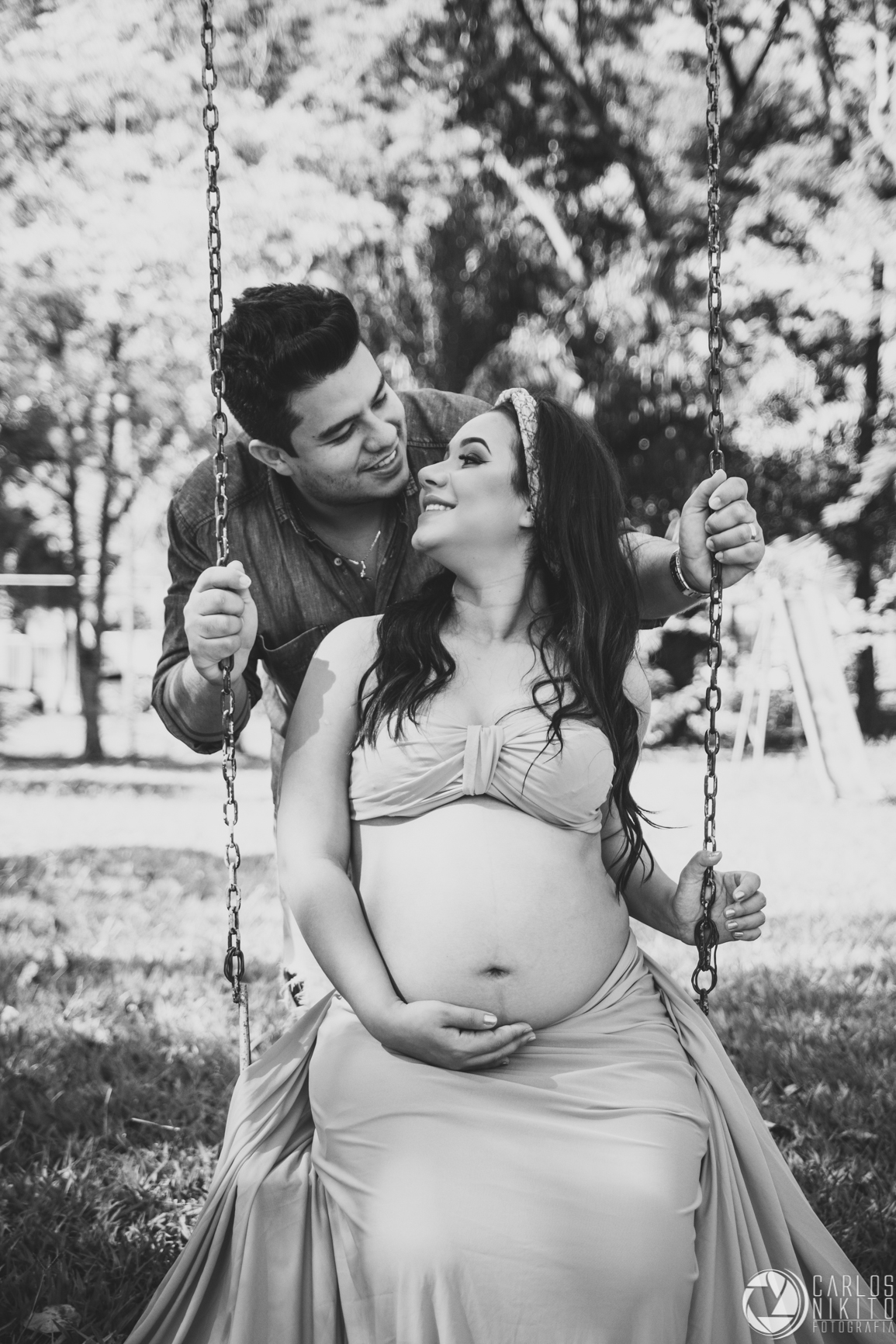 Ensaio gestante Thayne e Guilherme e parto da Antonella, fotografado por Carlos Nikito em Itumbiara Goias