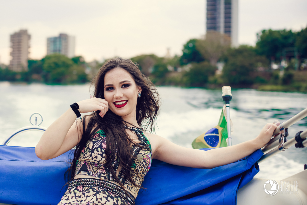 Book de 15 anos da Lorrana realizado em Itumbiara Goiás fotografado por Carlos Nikito
