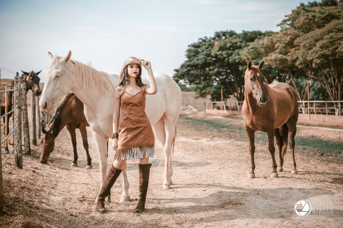 Book de 15 anos da Yngrid realizado em Goiatuba Goiás fotografado por Carlos Nikito