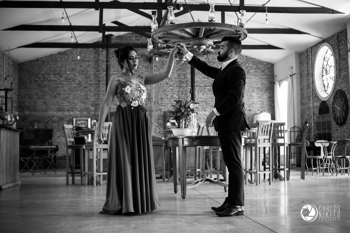 Ensaio pre casamento da Arielle e do Arthur realizado no Hotel Fazenda Solar dos Ipes no Prata MG, fotografado por Carlos Nikito