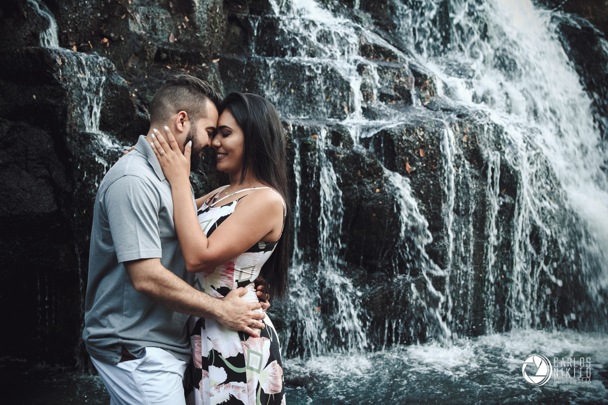 Ensaio pre casamento da Arielle e do Arthur realizado no Hotel Fazenda Solar dos Ipes no Prata MG, fotografado por Carlos Nikito