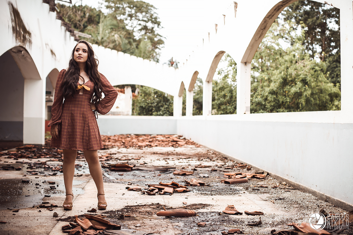 Book 15 anos da Yasmin realizado em Itumbiara Goiás, fotografado por Carlos Nikito.