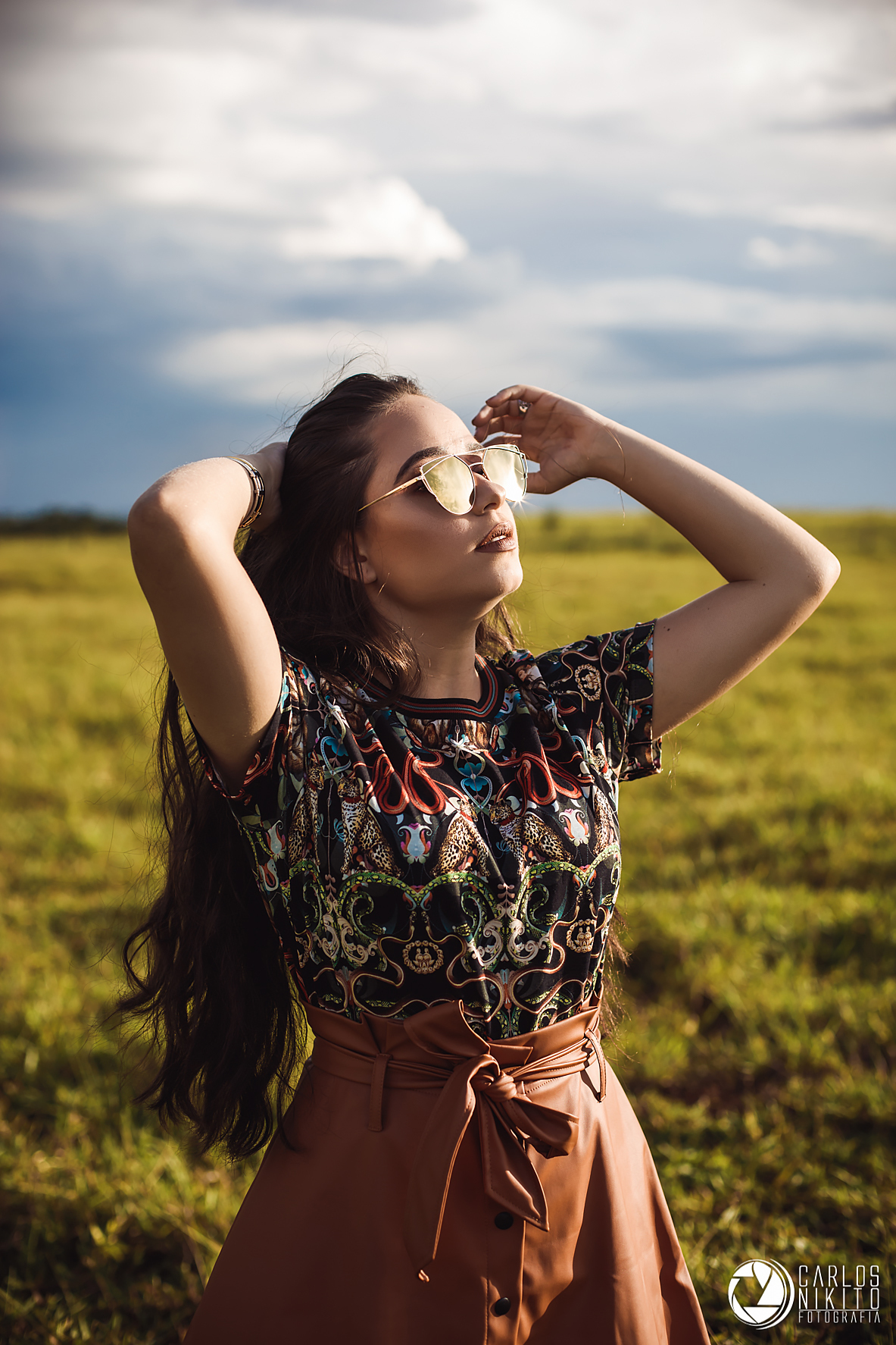 Book 15 anos da Yasmin realizado em Itumbiara Goiás, fotografado por Carlos Nikito.