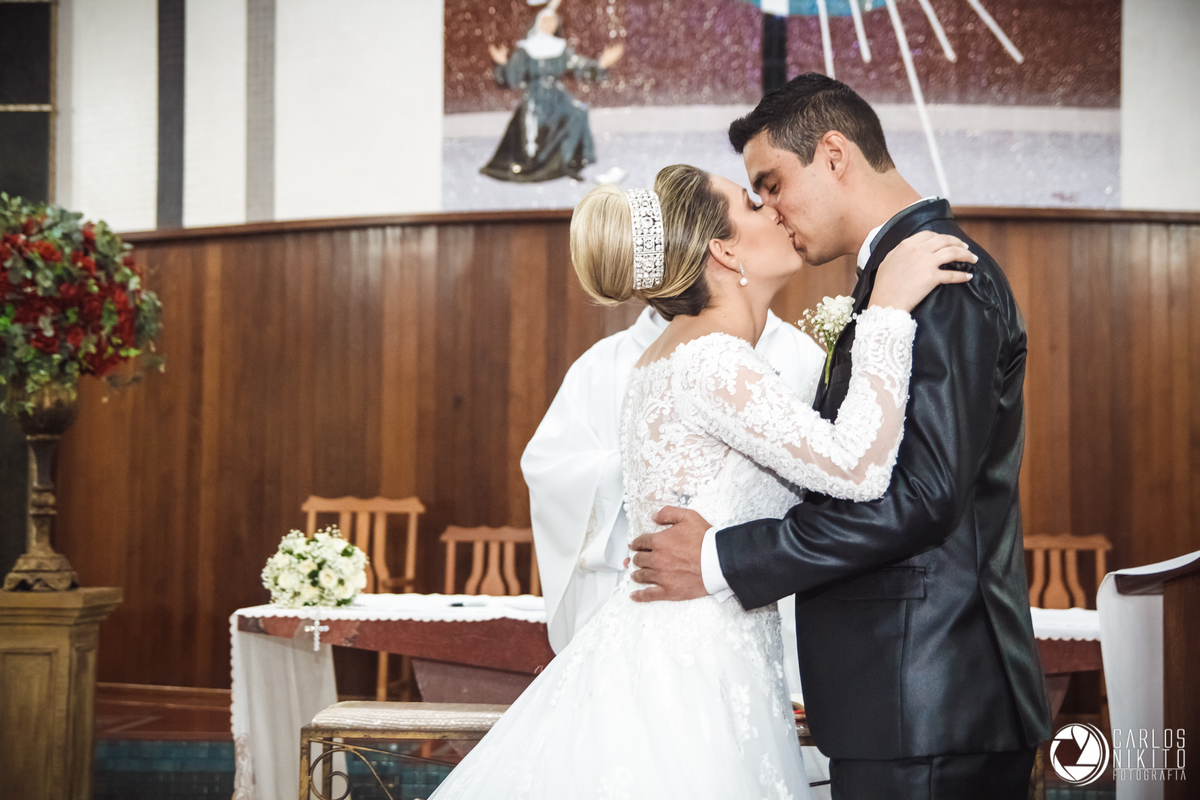 Casamento Ana Flávia e Erick realizado em Itumbiara Goiás fotografado por Carlos Nikito. Catedral Santa Rita