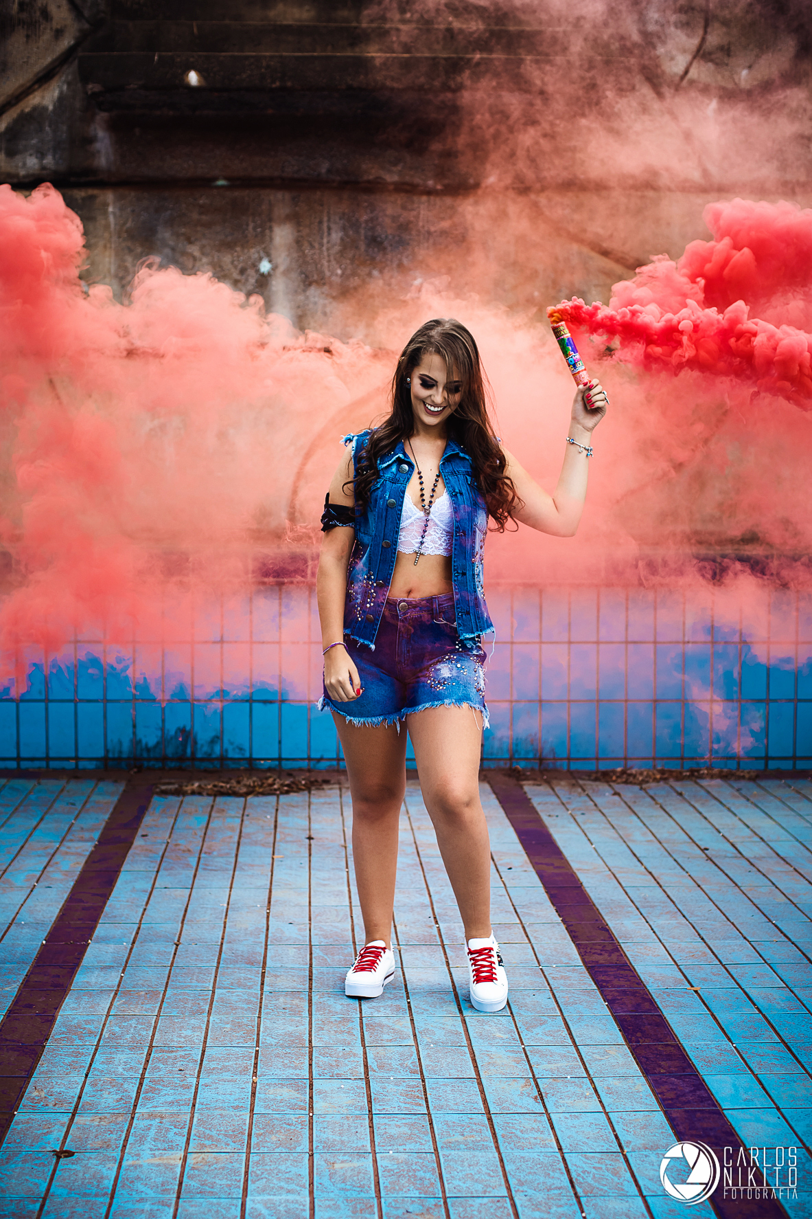 Book da Nara de 15 anos. Produção Hugo Castro, roupas da Closet, realizado em Itumbiara Goiás fotografado por Carlos Nikito